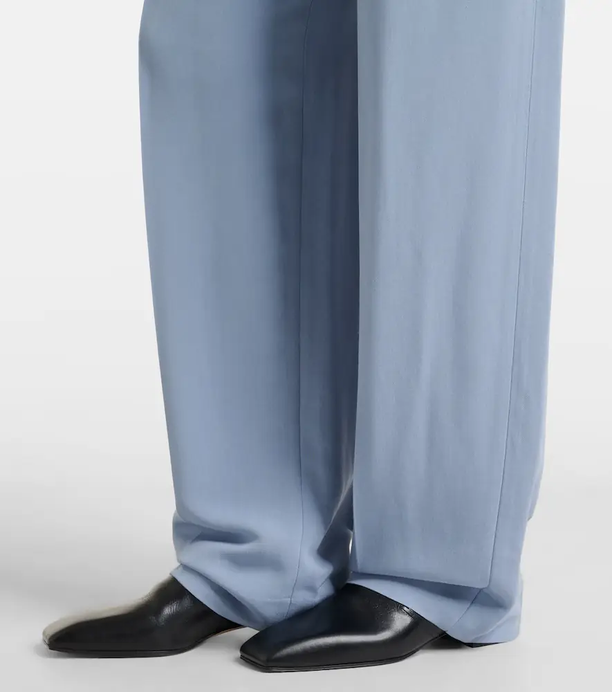 Victoria Beckham Pleated tapered pants | Thumbnail 3 Victoria Beckham Pleated tapered pants | Thumbnail 3