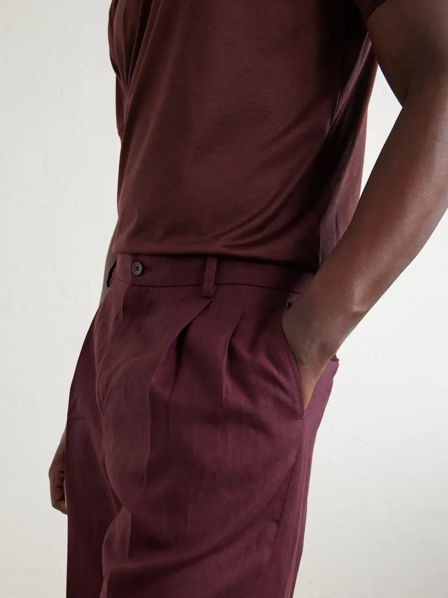 Dolce & Gabbana Maiolica Corallo Straight-Leg Pleated Linen Shorts - Men | Thumbnail 5