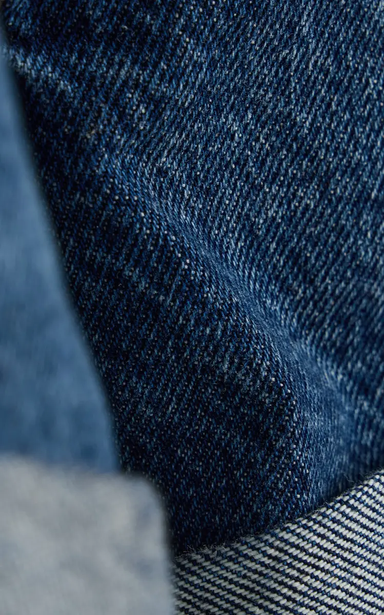Frame The Darling Denim Shorts | Thumbnail 5 Frame The Darling Denim Shorts | Thumbnail 5