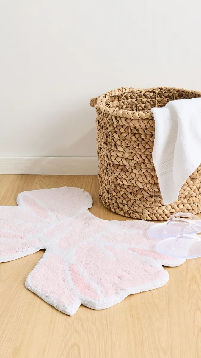 LoveShackFancy Bath Rug | Thumbnail 2