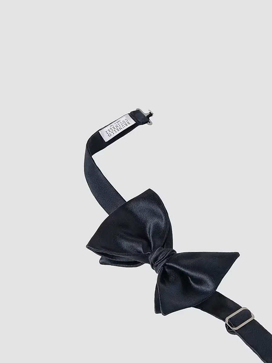 Brunello Cucinelli Men's Cotton and Silk Satin Bow Tie | Thumbnail 3 Brunello Cucinelli Men's Cotton and Silk Satin Bow Tie | Thumbnail 3