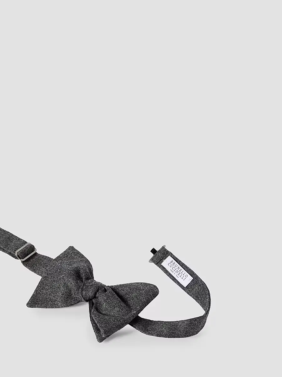 Brunello Cucinelli Men's Cashmere and Silk Lightweight Flannel Bow Tie | Thumbnail 2 Brunello Cucinelli Men's Cashmere and Silk Lightweight Flannel Bow Tie | Thumbnail 2