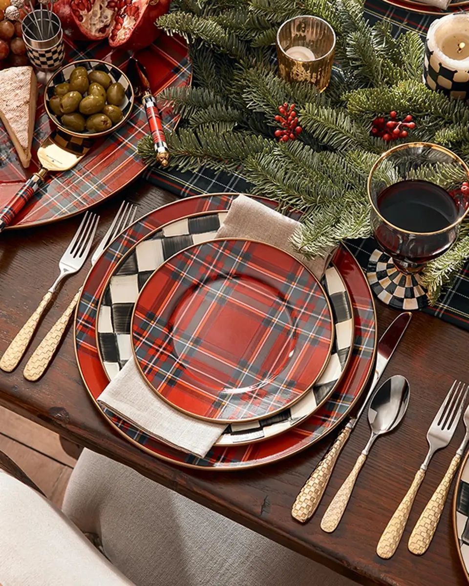 MacKenzie-Childs Courtly Check Dinner Plate | Thumbnail 7