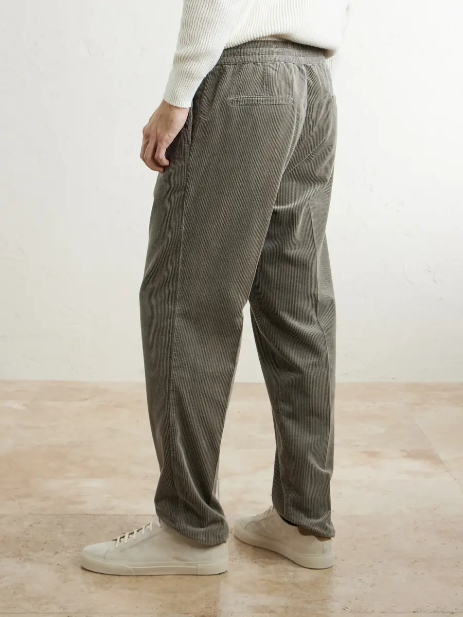 Brunello Cucinelli Straight-Leg Cotton-Corduroy Drawstring Trousers - Men | Thumbnail 4