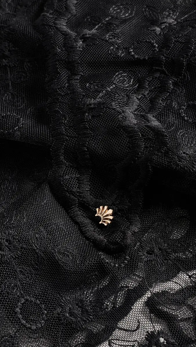 Lele Sadoughi Audrey Lace Scarf | Thumbnail 4