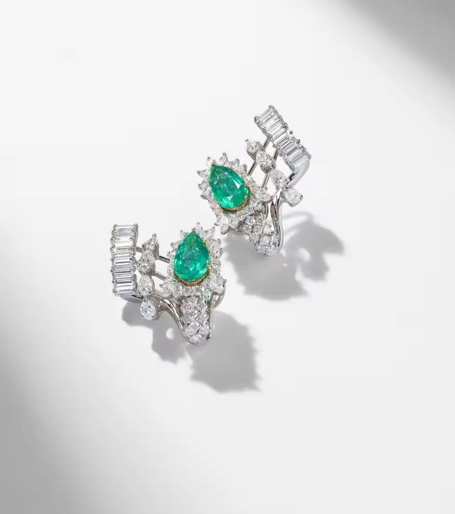 YEPREM Reign Supreme 18kt yellow and white gold earrings with diamonds and emerald | Thumbnail 5 YEPREM Reign Supreme 18kt yellow and white gold earrings with diamonds and emerald | Thumbnail 5
