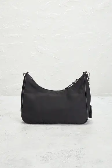 Prada Re-Edition 2005 Re-Nylon Shoulder Bag | Thumbnail 3 Prada Re-Edition 2005 Re-Nylon Shoulder Bag | Thumbnail 3