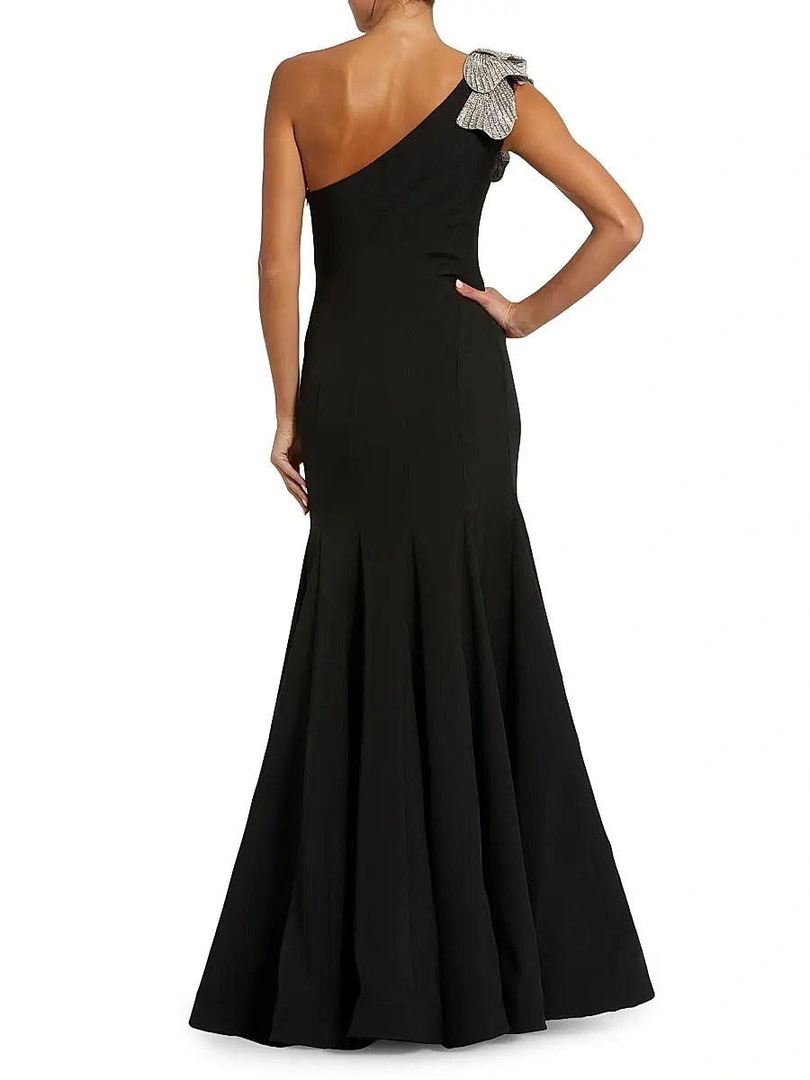 Mac Duggal Women's Seamed Crepe One-Shoulder Gown | Thumbnail 3 Mac Duggal Women's Seamed Crepe One-Shoulder Gown | Thumbnail 3