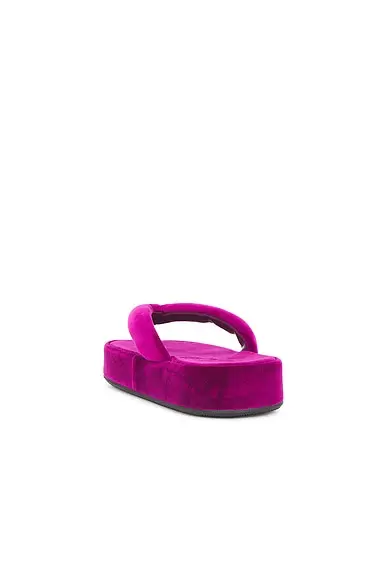 Balenciaga Jet Lag Thong Sandal | Thumbnail 3 Balenciaga Jet Lag Thong Sandal | Thumbnail 3