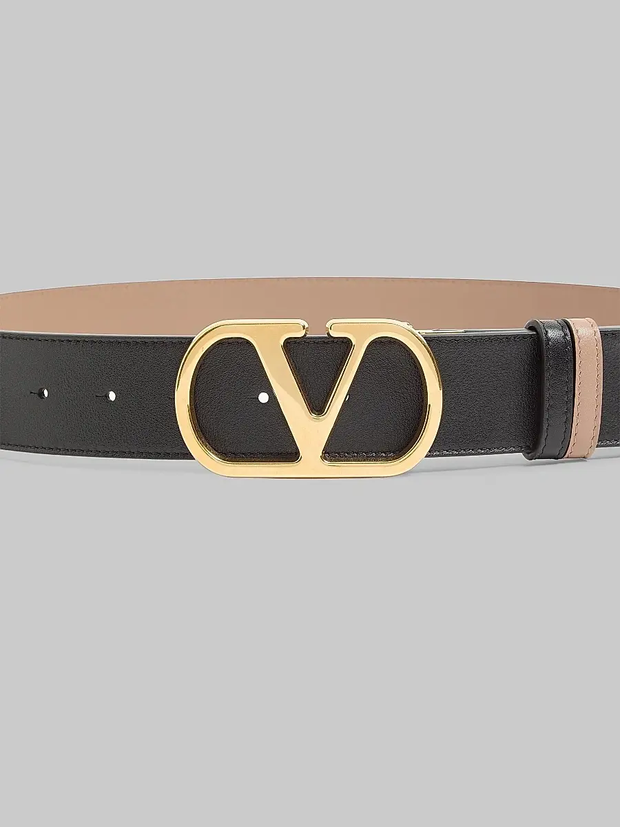 Valentino Women's Reversible VLogo Signature Belt in Glossy Calfskin - Black Beige | Thumbnail 3 Valentino Women's Reversible VLogo Signature Belt in Glossy Calfskin - Black Beige | Thumbnail 3