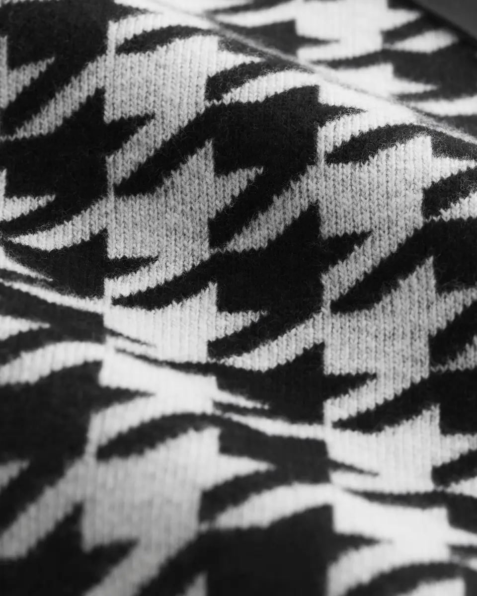 Dior Short-Sleeved Sweater | Thumbnail 3 Dior Short-Sleeved Sweater | Thumbnail 3