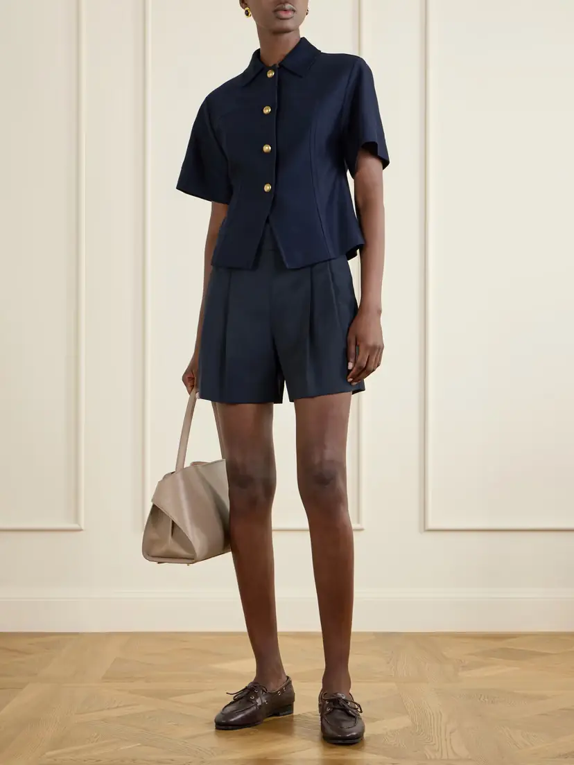 Max Mara Salute Pleated Wool Shorts | Thumbnail 2