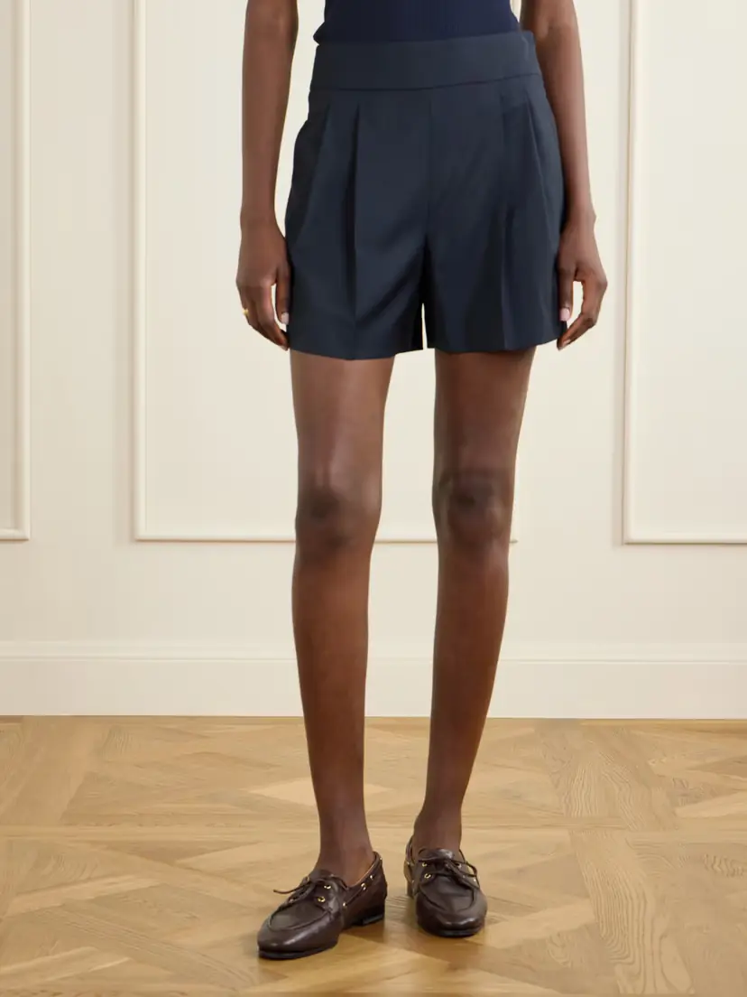 Max Mara Salute Pleated Wool Shorts | Thumbnail 3