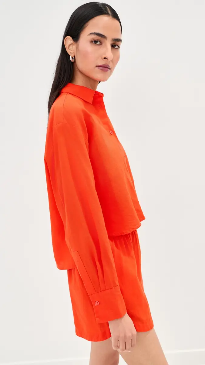 LE BOP Felicity Boxy Cropped Linen Button Down | Thumbnail 4 LE BOP Felicity Boxy Cropped Linen Button Down | Thumbnail 4