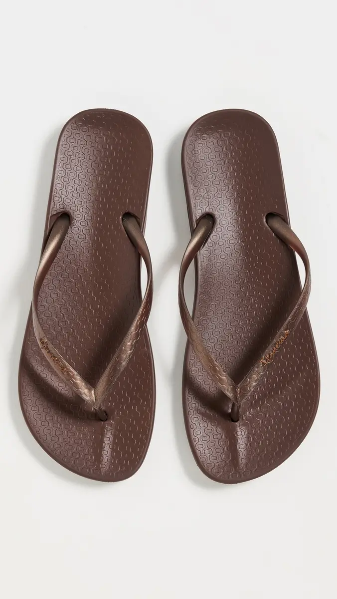 Ipanema Ana Flip Flops | Thumbnail 2