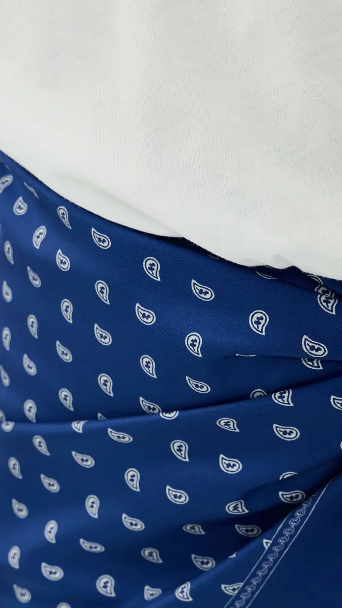 Christopher Esber Bandana Silk Scarf Pareo Tee | Thumbnail 6 Christopher Esber Bandana Silk Scarf Pareo Tee | Thumbnail 6