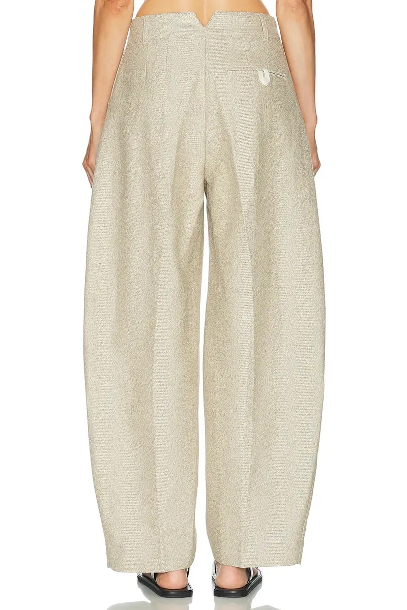 Jacquemus Le Pantalon Ovalo | Thumbnail 5 Jacquemus Le Pantalon Ovalo | Thumbnail 5