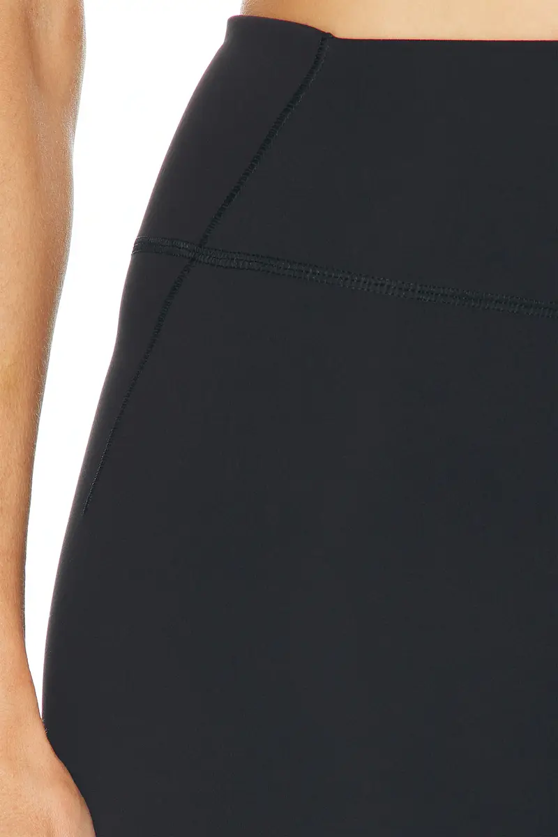 NikeSKIMS Matte 17 Crop Legging | Thumbnail 6 NikeSKIMS Matte 17 Crop Legging | Thumbnail 6