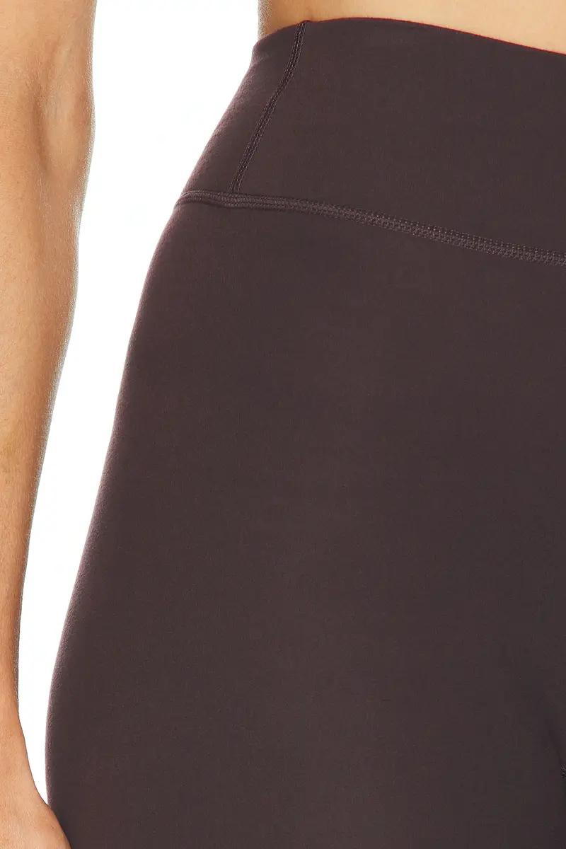 437 The Essentials Legging | Thumbnail 6