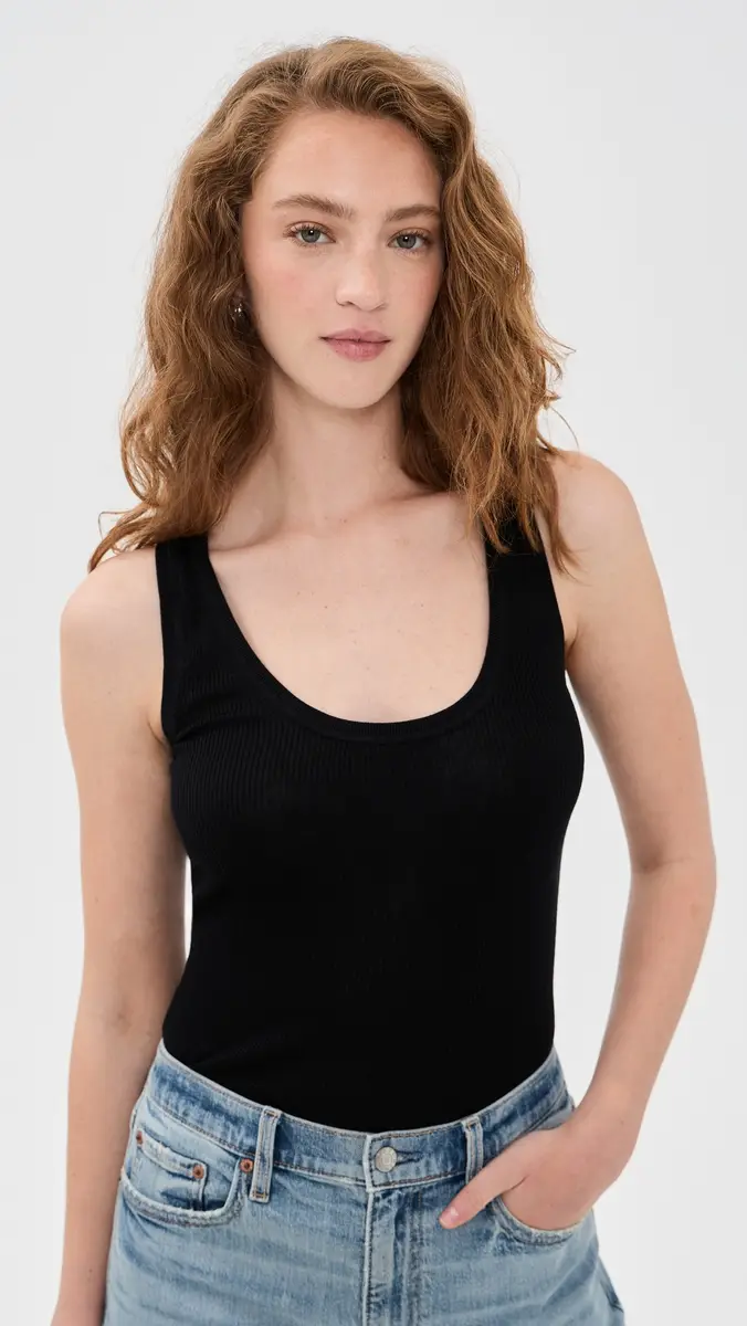 RENGGLI Scoop Neck Rib Tank | Thumbnail 2