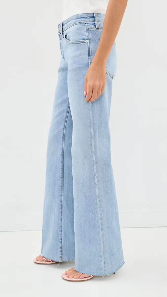GOOD AMERICAN Vintage Low Relaxed Flare Jeans | Thumbnail 4 GOOD AMERICAN Vintage Low Relaxed Flare Jeans | Thumbnail 4