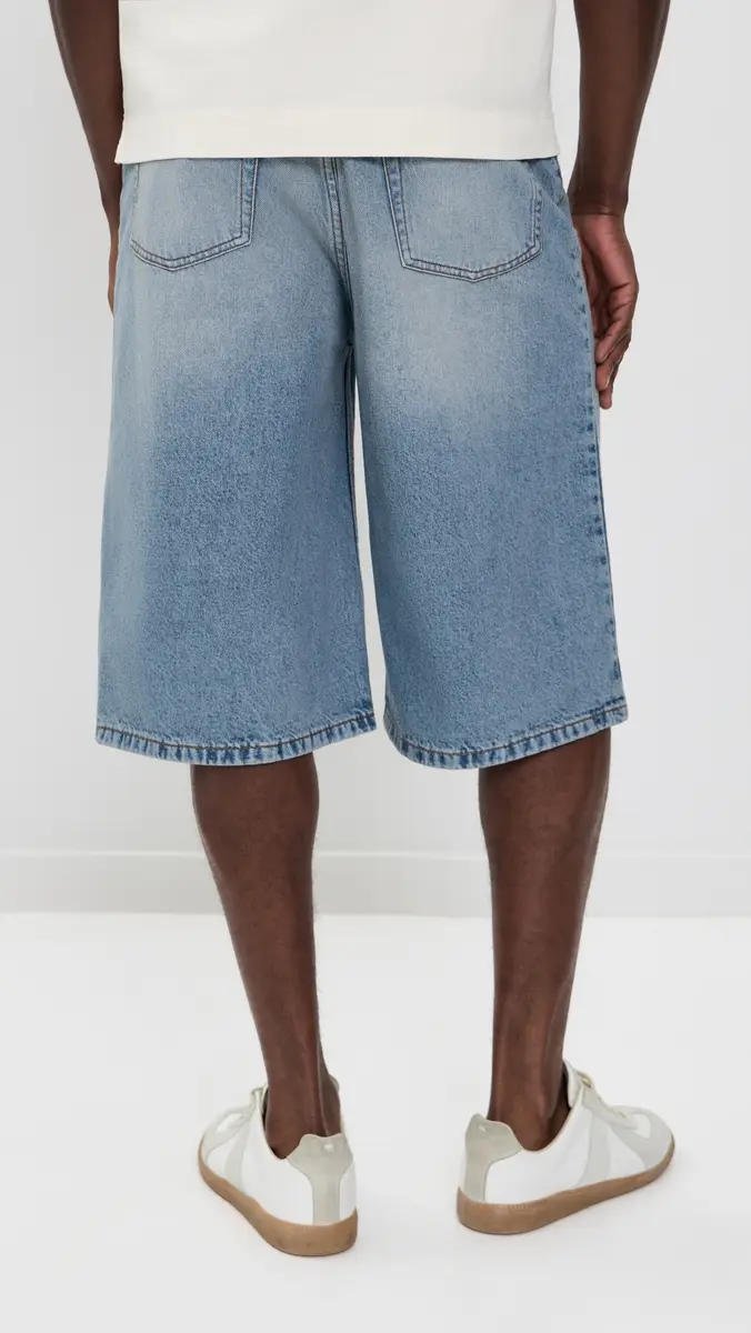 AMI Large Fit Bermuda Shorts 14 | Thumbnail 3 AMI Large Fit Bermuda Shorts 14 | Thumbnail 3