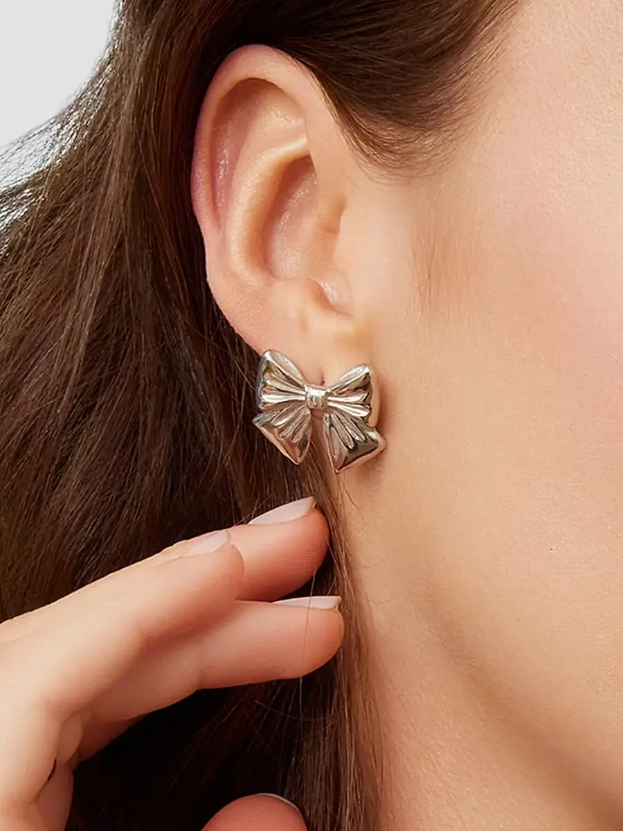 Oradina Women's In The Present Studs in Sterling Silver - Silver | Thumbnail 4