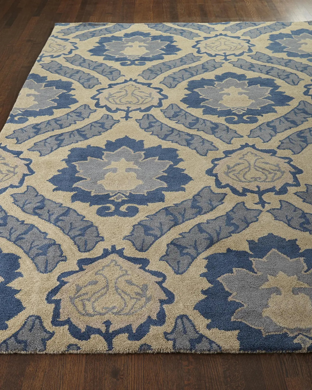 Safavieh Bellaire Hand Tufted Rug