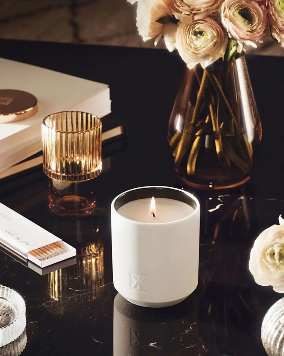 Maison Francis Kurkdjian Au 17 Scented Candle, 10.5 oz. | Thumbnail 2 Maison Francis Kurkdjian Au 17 Scented Candle, 10.5 oz. | Thumbnail 2