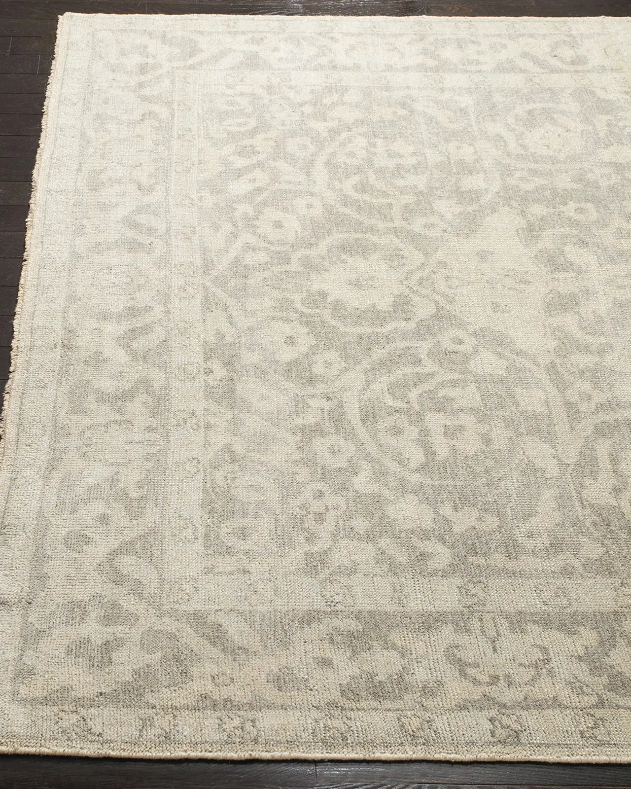 Safavieh Rhett Hand-Knotted Rug