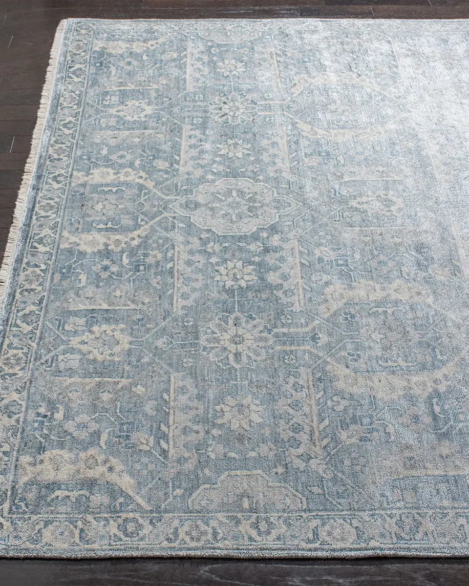 Safavieh Fanwsley Hand-Knotted Rug | Thumbnail 2 Safavieh Fanwsley Hand-Knotted Rug | Thumbnail 2