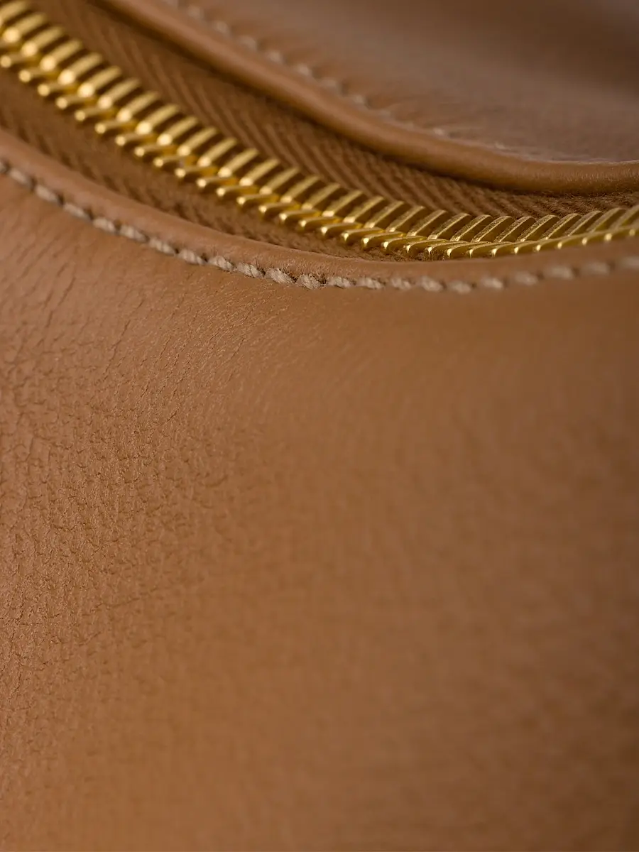 Prada Women's Aimée Large Leather Shoulder Bag | Thumbnail 5