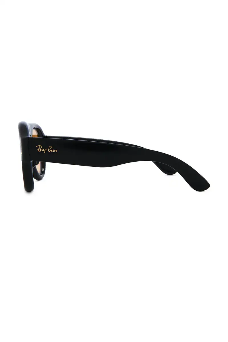 Ray-Ban Pilot Sunglasses | Thumbnail 3