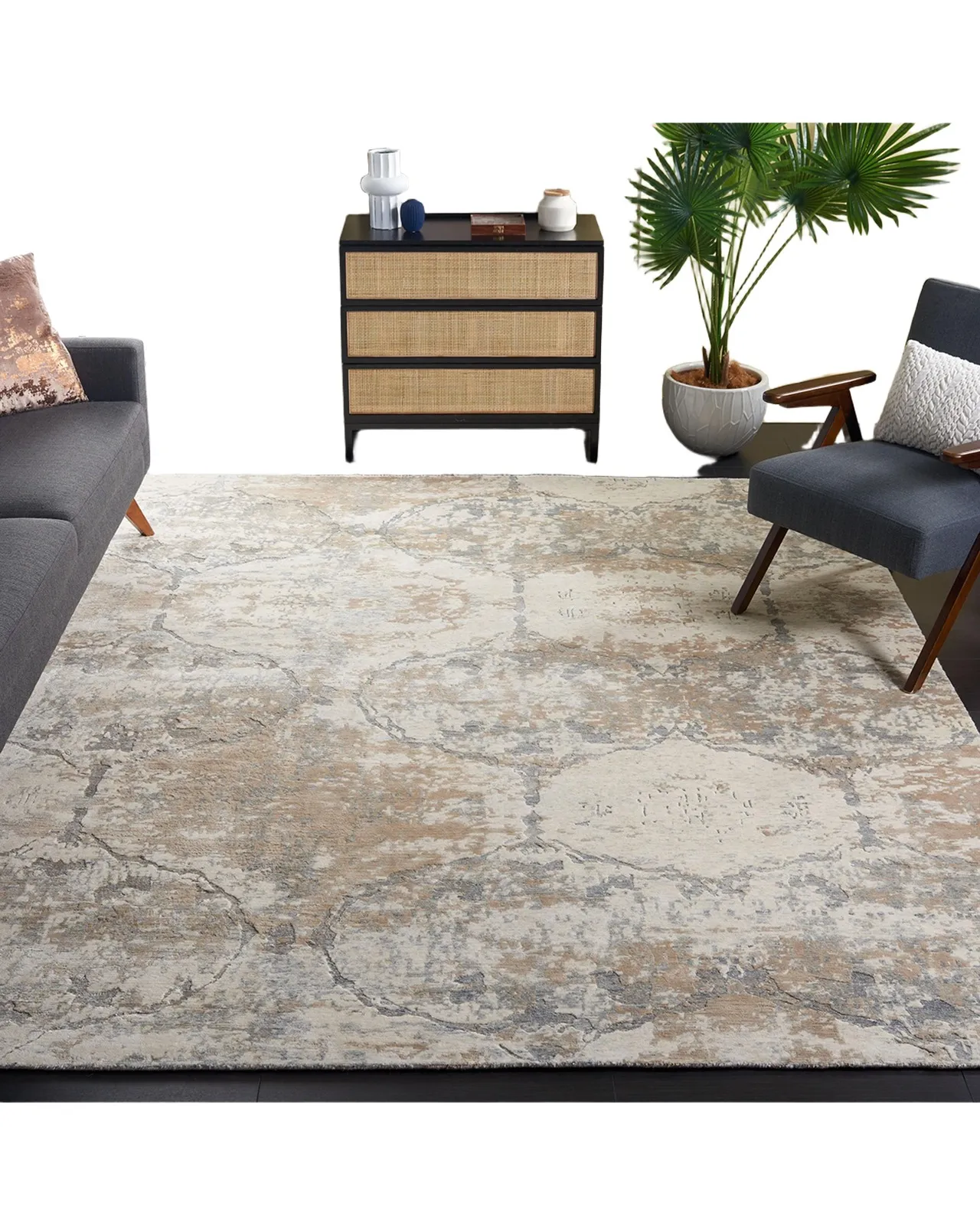 Safavieh Tiffany Hand-Knotted Rug