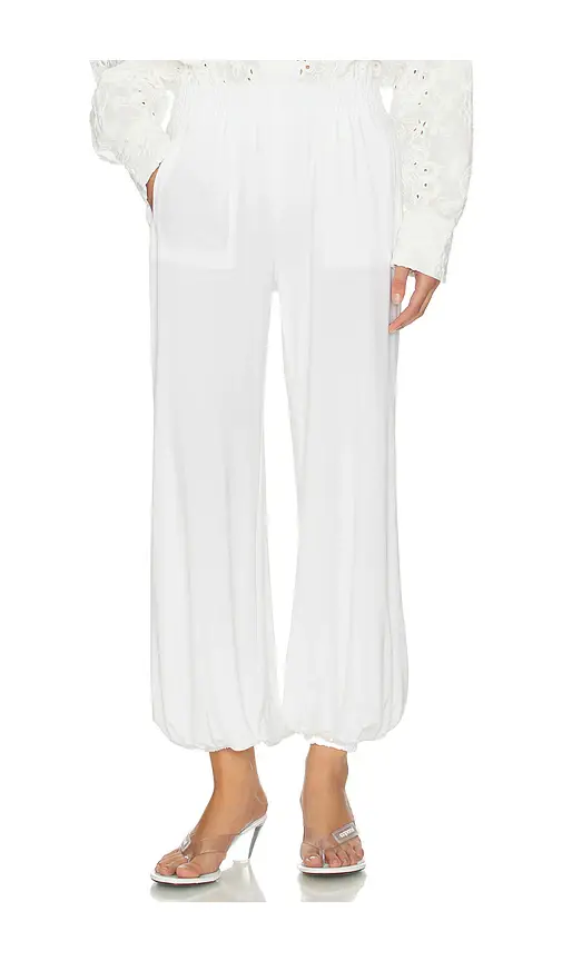 Norma Kamali Boyfriend Puff Jog Pant | Image 1 Norma Kamali Boyfriend Puff Jog Pant | Image 1
