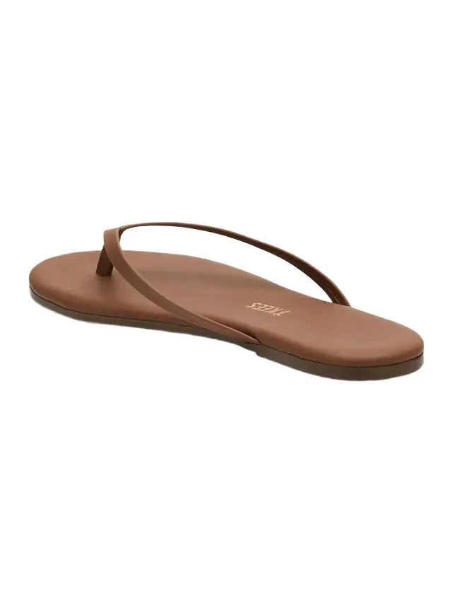 Lily Leather Flat Thong Sandals Lily Leather Flat Thong Sandals