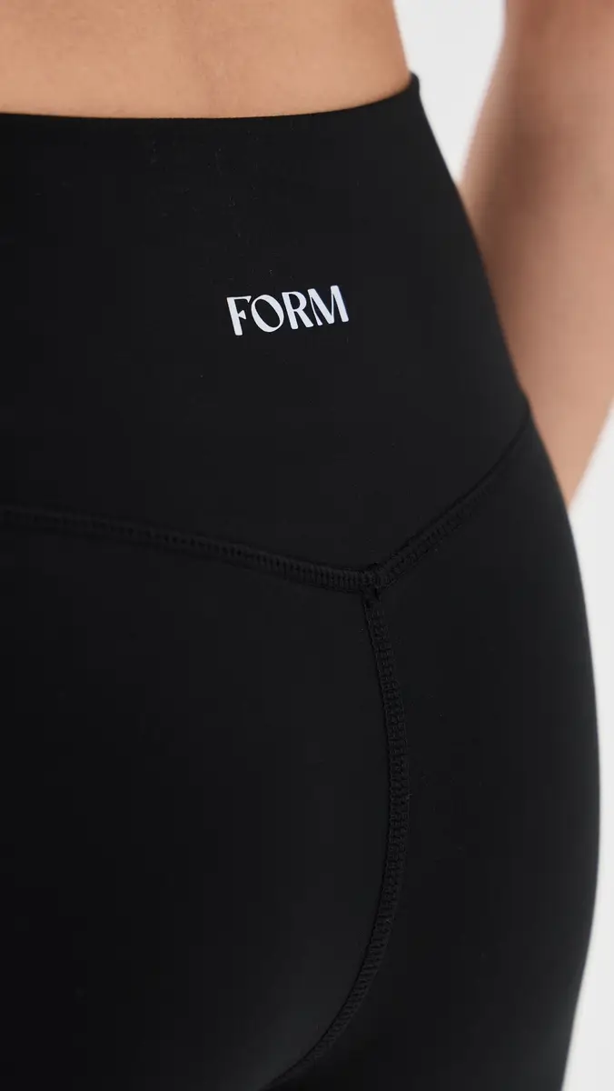 FORM x Olivia Jade Capri Leggings Black | Thumbnail 6 FORM x Olivia Jade Capri Leggings Black | Thumbnail 6