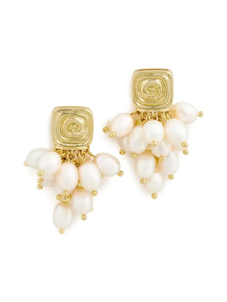 The Seychelles Pearl Statement Studs