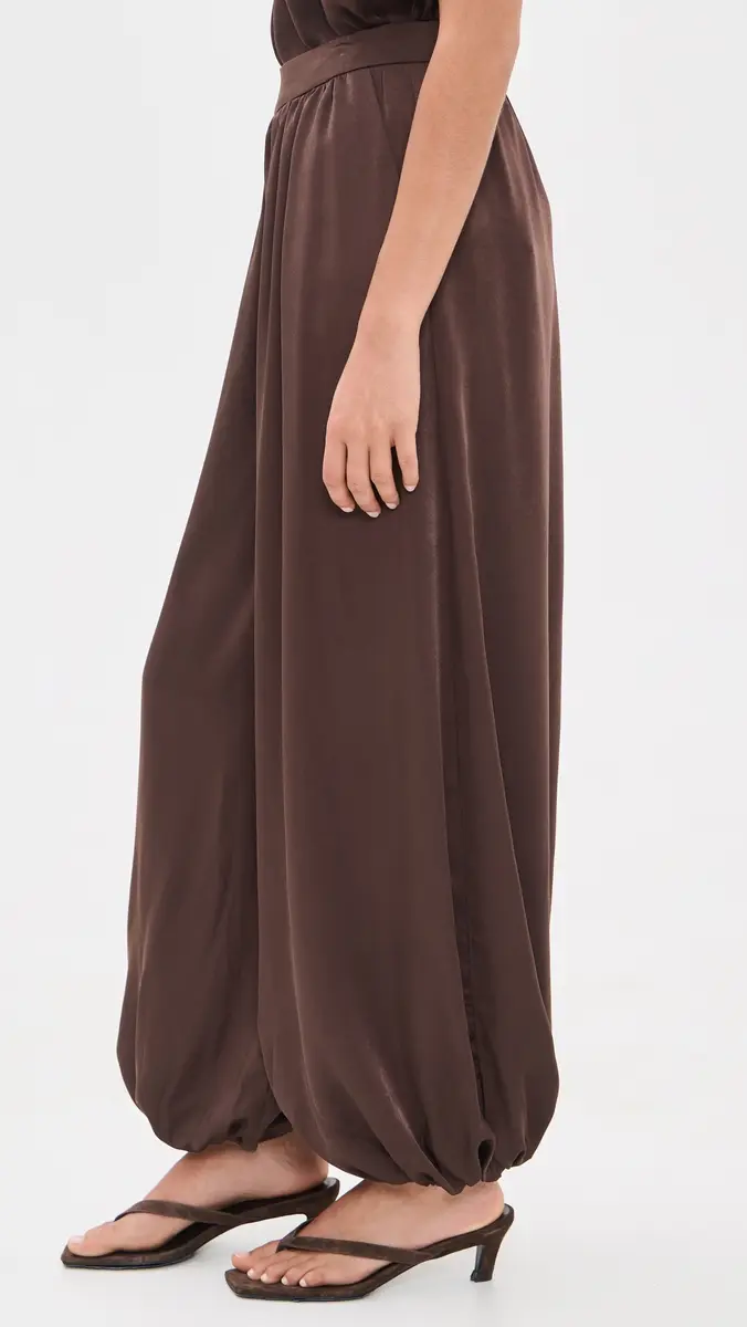 Bardot Nikola Satin Balloon Pants | Thumbnail 4 Bardot Nikola Satin Balloon Pants | Thumbnail 4