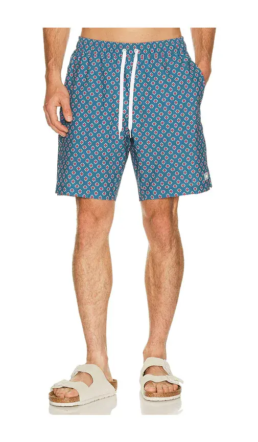 Rhone 7.5 R&R Lined Trunk | Image 1 Rhone 7.5 R&R Lined Trunk | Image 1