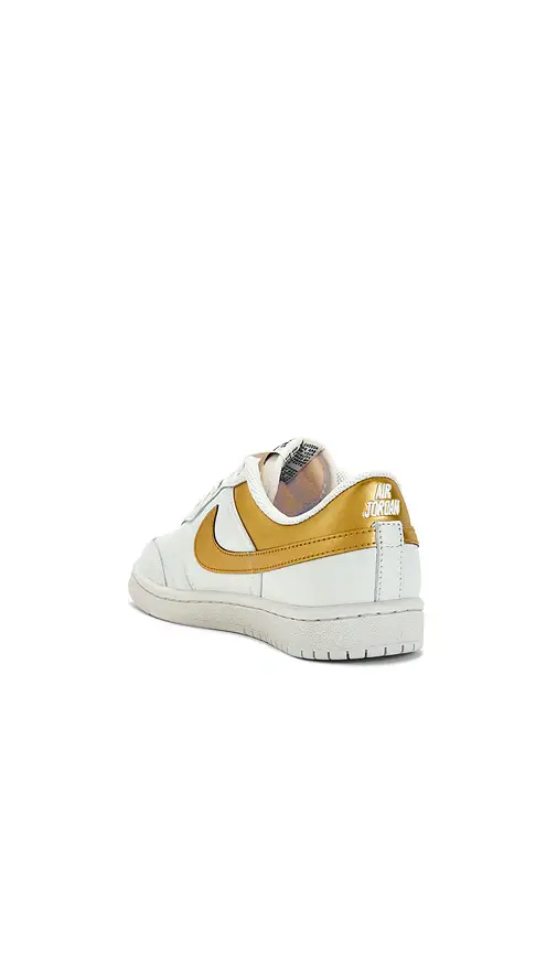 Jordan Air Jordan Skyline Low LE Sneaker | Thumbnail 3