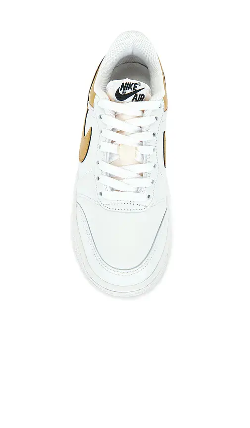 Jordan Air Jordan Skyline Low LE Sneaker | Thumbnail 4