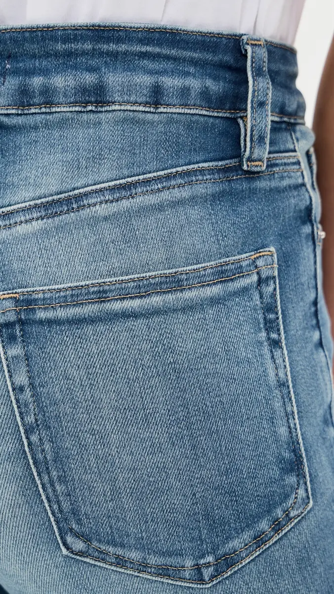GOOD AMERICAN Soft Tech Good Classic Bootcut Jeans | Thumbnail 6 GOOD AMERICAN Soft Tech Good Classic Bootcut Jeans | Thumbnail 6