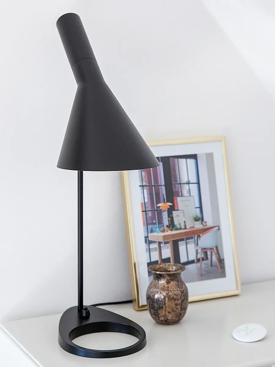 Louis Poulsen AJ Adjustable Table Lamp | Thumbnail 5 Louis Poulsen AJ Adjustable Table Lamp | Thumbnail 5