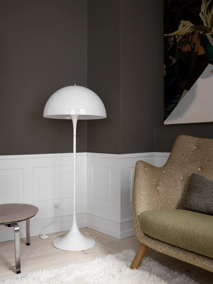 Louis Poulsen Panthella Floor Lamp | Thumbnail 3 Louis Poulsen Panthella Floor Lamp | Thumbnail 3