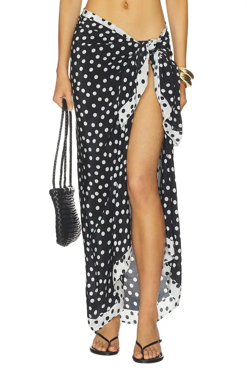 Leslie Amon Sarong