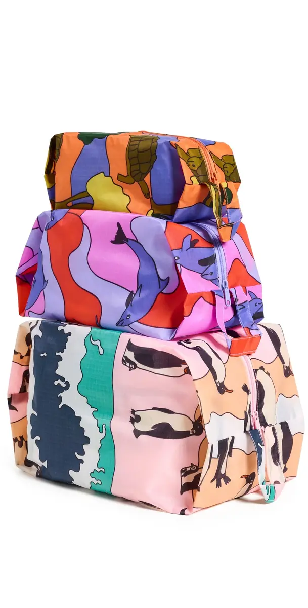 BAGGU 3D Zip Set Vacation Animals One Size | Image 1 BAGGU 3D Zip Set Vacation Animals One Size | Image 1