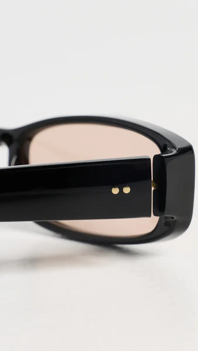 Luv Lou The Indiana Sunglasses | Thumbnail 5
