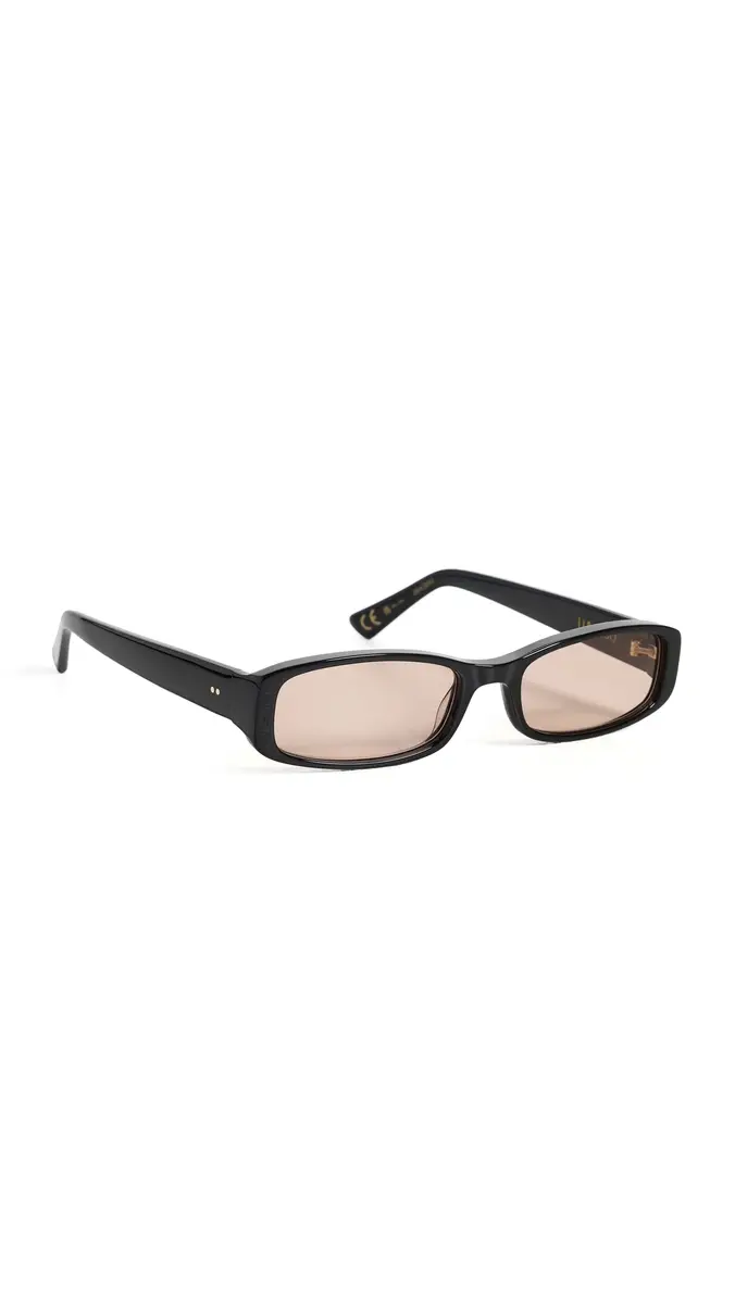 Luv Lou The Indiana Sunglasses | Thumbnail 6
