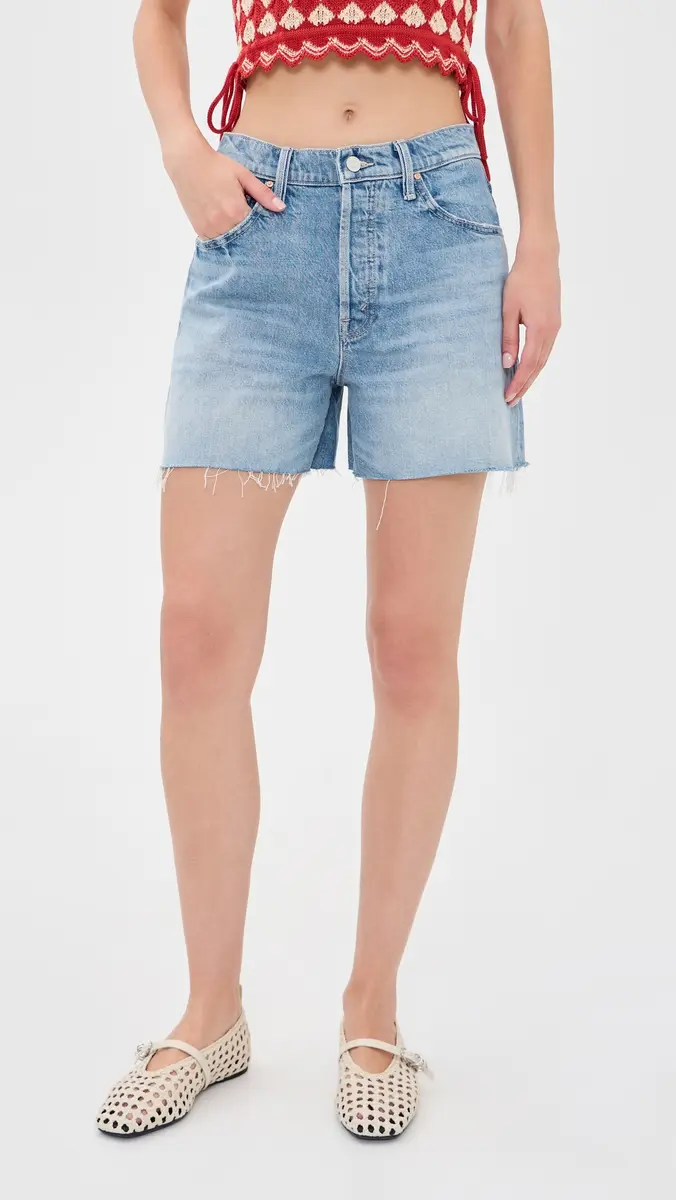 Mother The Extra Mile Fray Shorts | Thumbnail 2 Mother The Extra Mile Fray Shorts | Thumbnail 2